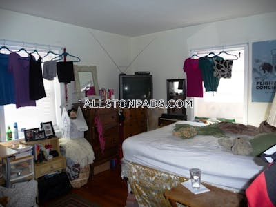 Allston 1 Bed 1 Bath Boston - $2,150 No Fee