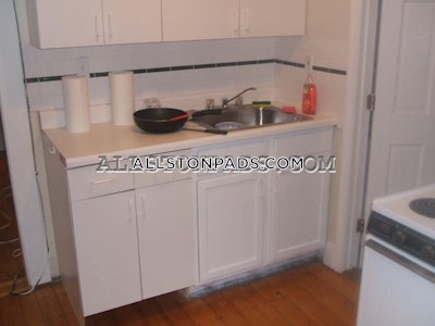 Allston/brighton Border 1 Bed 1 Bath Boston - $2,500