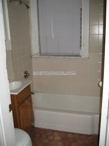 Allston 1 Bed 1 Bath BOSTON Boston - $2,100 No Fee