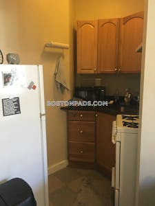 Northeastern/symphony Studio 1 Bath Boston - $2,400