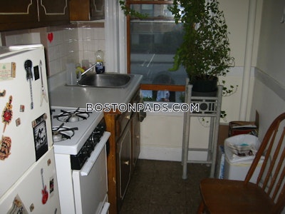 Northeastern/symphony Studio 1 Bath Boston - $2,500