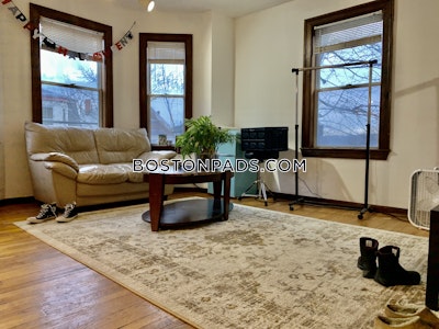 Jamaica Plain 3 Bed 1 Bath BOSTON Boston - $3,600 No Fee