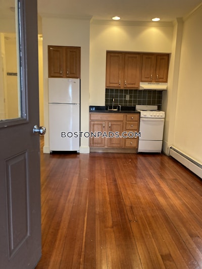 Newton 0 Bed 1 Bath NEWTON  Newton Corner - $2,275 No Fee