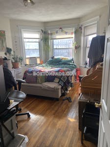 Allston 4 Bed 2 Bath BOSTON Boston - $4,200 No Fee
