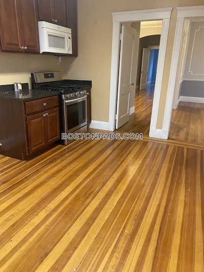Somerville 2 Beds 2 Baths  Dali/ Inman Squares - $3,200