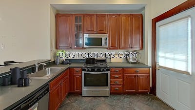 Mission Hill 3 Beds 1 Bath Boston - $5,280 50% Fee