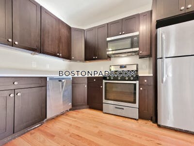 Dorchester Gorgeous 3 Bed on Arcadia St in Dorchester Available Sept 1st! Boston - $3,195 50% Fee