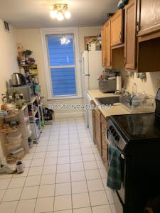 Brookline 4 Bed 2 Bath BROOKLINE- BOSTON UNIVERSITY $5,950  Boston University - $5,500 50% Fee