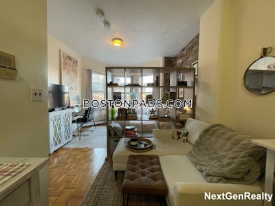 Beacon Hill Comfortable Studio in Beacon Hill on Anderson St. Available Sept. 1! Boston - $2,300 50% Fee
