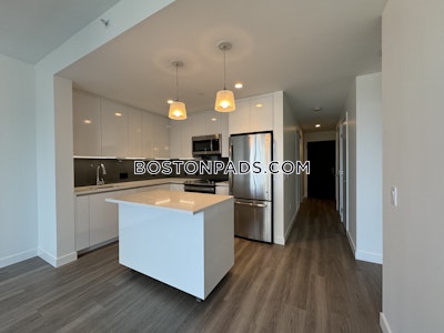 West End 1 Bed 1 Bath + Den Boston - $7,354
