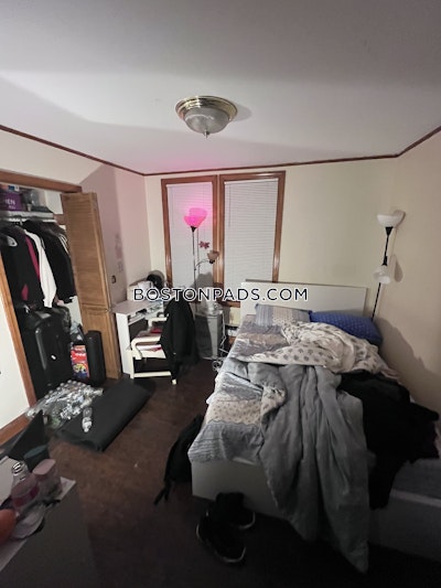 Mission Hill 5 Bed, 2 Bath Unit Boston - $5,500