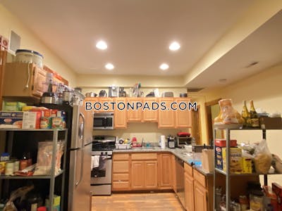 Mission Hill 5 Beds 2 Baths Mission Hill Boston - $7,870