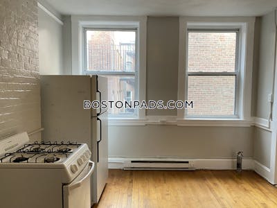 North End 2 Beds 1 Bath Boston - $2,600 No Fee