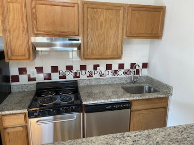 Brighton 3 Beds Brighton Center Boston - $3,000 No Fee