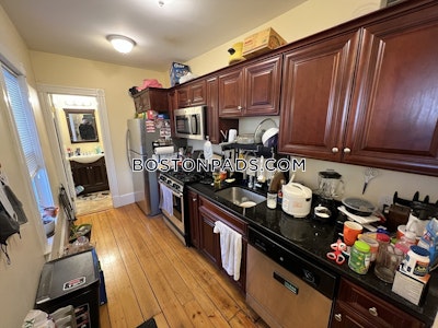 Cambridge 3 Beds 1 Bath  Porter Square - $4,000