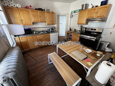 Mission Hill 5 Beds 2 Baths Boston - $6,200 No Fee