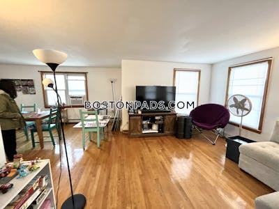 Brighton 3 Beds Brighton Boston - $3,300 50% Fee