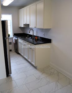 Brookline Sunny 2 bed, 1 bath available now on Saint Paul St in Brookline  Coolidge Corner - $3,835 No Fee
