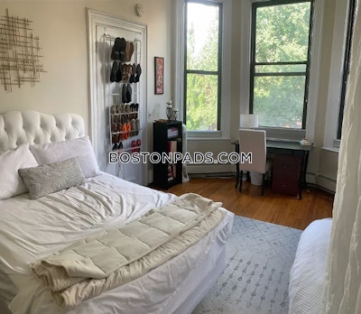 South End Classic South End 2BD 1BA Brownstone Boston - $3,500