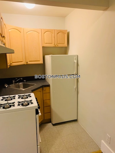Northeastern/symphony Studio 1 Bath Boston - $2,470 No Fee