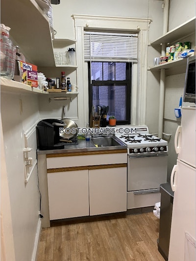 Brighton Studio 1 Bath Boston - $2,000 No Fee