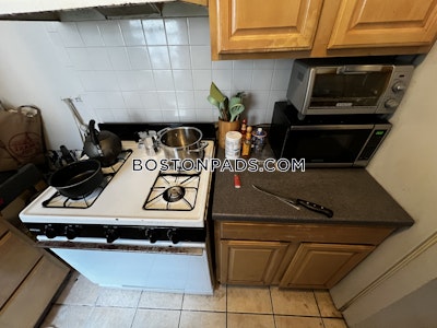 Allston 2 Beds 1 Bath Boston - $2,795 No Fee