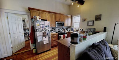 Somerville 3 Bed 1 Bath SOMERVILLE  Winter Hill - $3,700