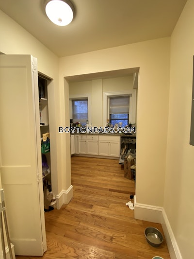 Brookline 2 Bed 1 Bath BROOKLINE- COOLIDGE CORNER $3,800  Coolidge Corner - $3,800 50% Fee
