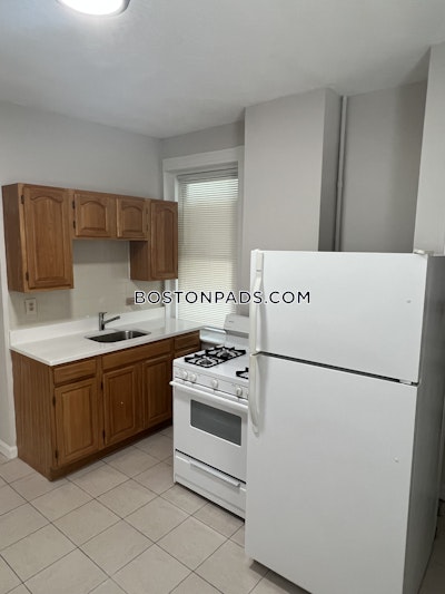 East Boston 2 Beds 1 Bath Boston - $2,600 No Fee