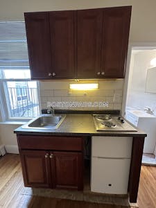 Mission Hill Studio, 1 Bath Unit Boston - $1,750 No Fee