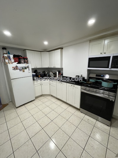 Mission Hill 3 Beds 1 Bath Boston - $3,900