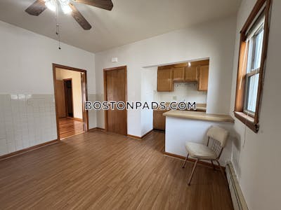 Somerville 3 Bed 1 Bath SOMERVILLE  Davis Square - $3,600