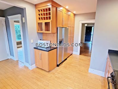 Brookline 3 Bed 1 Bath BROOKLINE- WASHINGTON SQUARE $4,400  Washington Square - $3,900