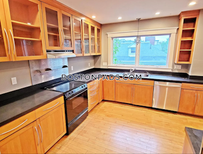 Brookline 3 Beds 1 Bath  Washington Square - $4,600 50% Fee