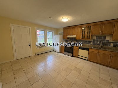 Brookline 2 Beds 1 Bath  Brookline Hills - $3,300