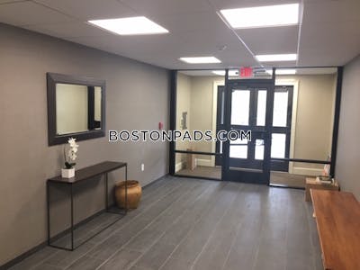 Brookline 2 Bed 1 Bath BROOKLINE- WASHINGTON SQUARE $3,425  Washington Square - $3,395 No Fee