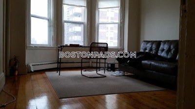 Mission Hill 3 Beds 1 Bath Boston - $4,500