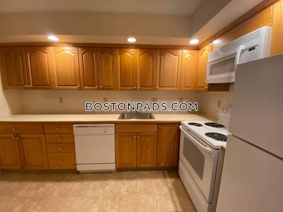 Arlington 1 Bed 1 Bath - $2,600 No Fee