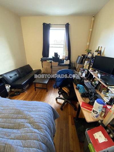Northeastern/symphony 2 Bed, 1 Bath Unit Boston - $4,290 No Fee