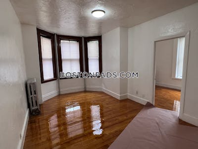 Allston 3 Bed 1 Bath BOSTON Boston - $3,300 No Fee