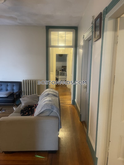 Somerville 3 Beds 1 Bath  Union Square - $4,100