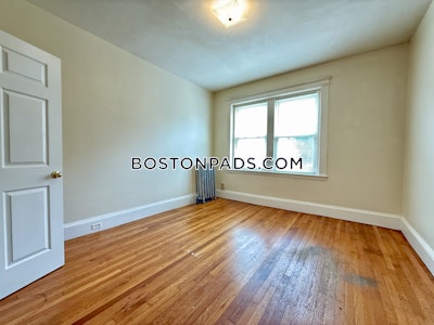 Allston 1 Bed 1 Bath Boston - $2,200 No Fee