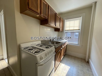 Somerville 1 Bed 1 Bath SOMERVILLE  Spring Hill - $2,250 No Fee