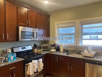 Somerville 4 Beds 2 Baths Tufts  Tufts - $5,300