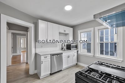 Medford 4 Beds 2 Baths  Tufts - $5,400 No Fee