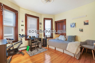 Mission Hill 4 Beds 1 Bath Boston - $6,000
