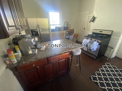Somerville 5 Beds 1 Bath  Tufts - $7,000