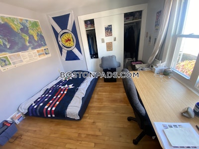Somerville 5 Beds 2 Baths  Tufts - $4,500