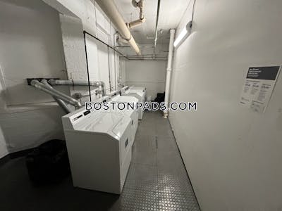 Allston 1 Bed 1 Bath Boston - $2,500 No Fee