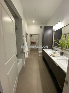 Wellesley 1 Bed 1 Bath WELLESLEY $3,365 - $3,236